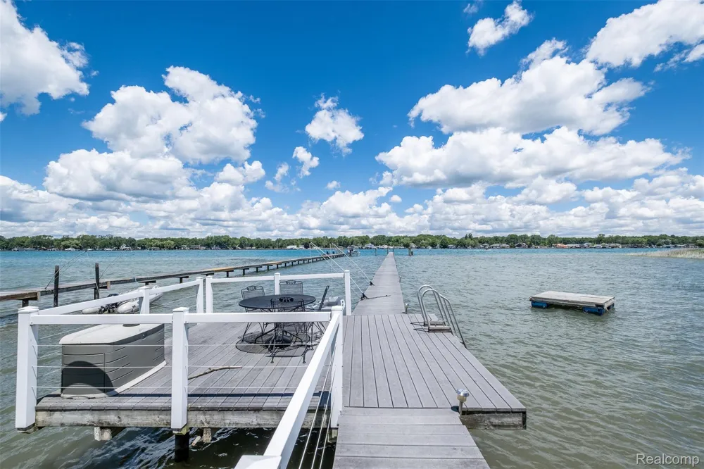 2100 Channel Drive Clay Township, MI 48028