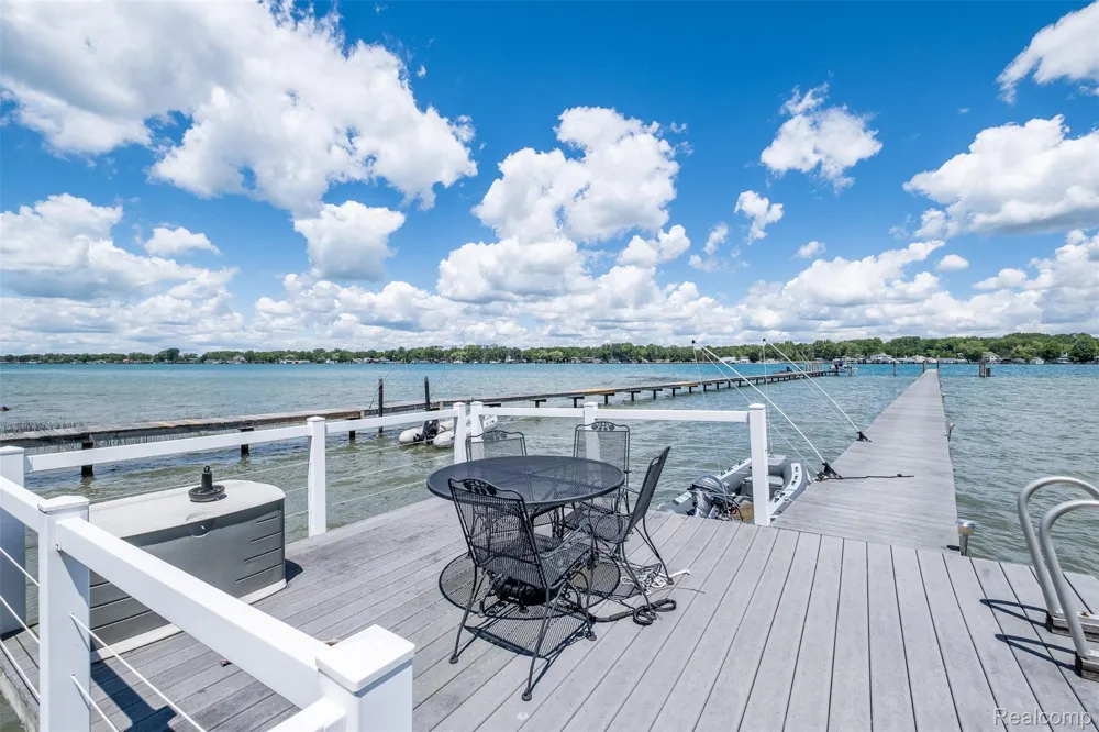 2100 Channel Drive Clay Township, MI 48028