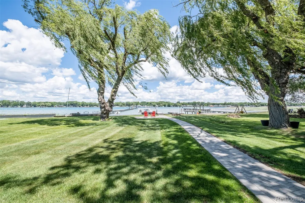 2100 Channel Drive Clay Township, MI 48028