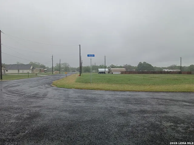 12626 Vaquero Atascosa, TX 78002