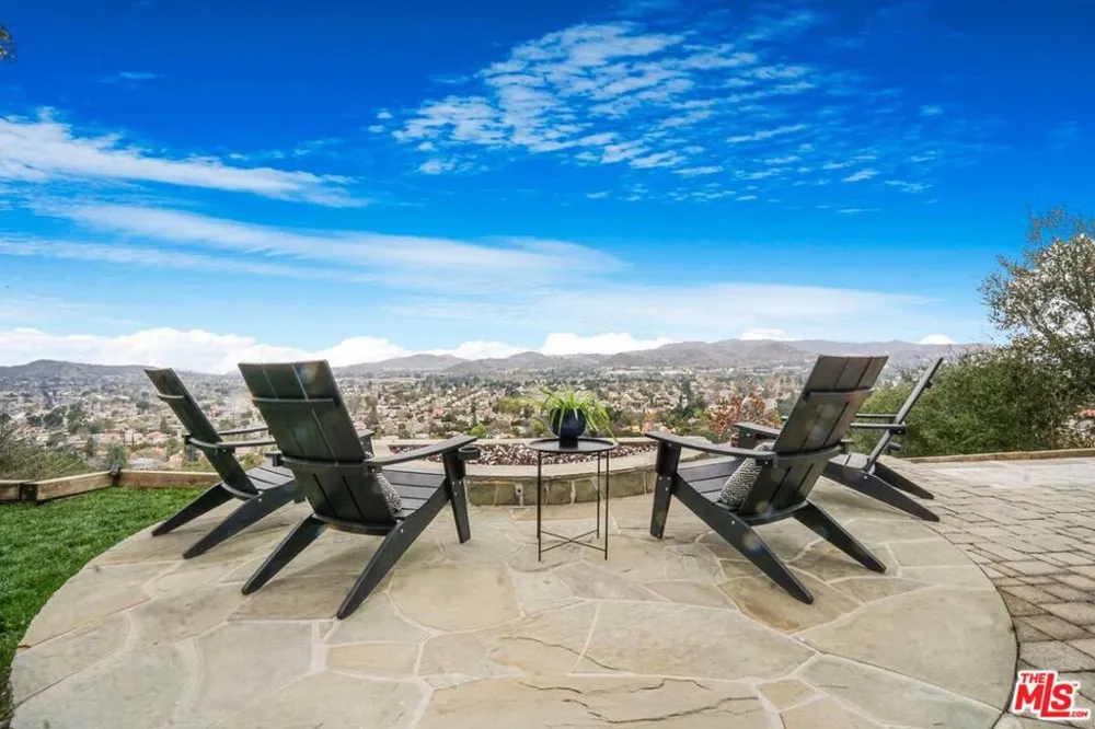 3485 Ridgeford Drive Westlake Village, CA 91361