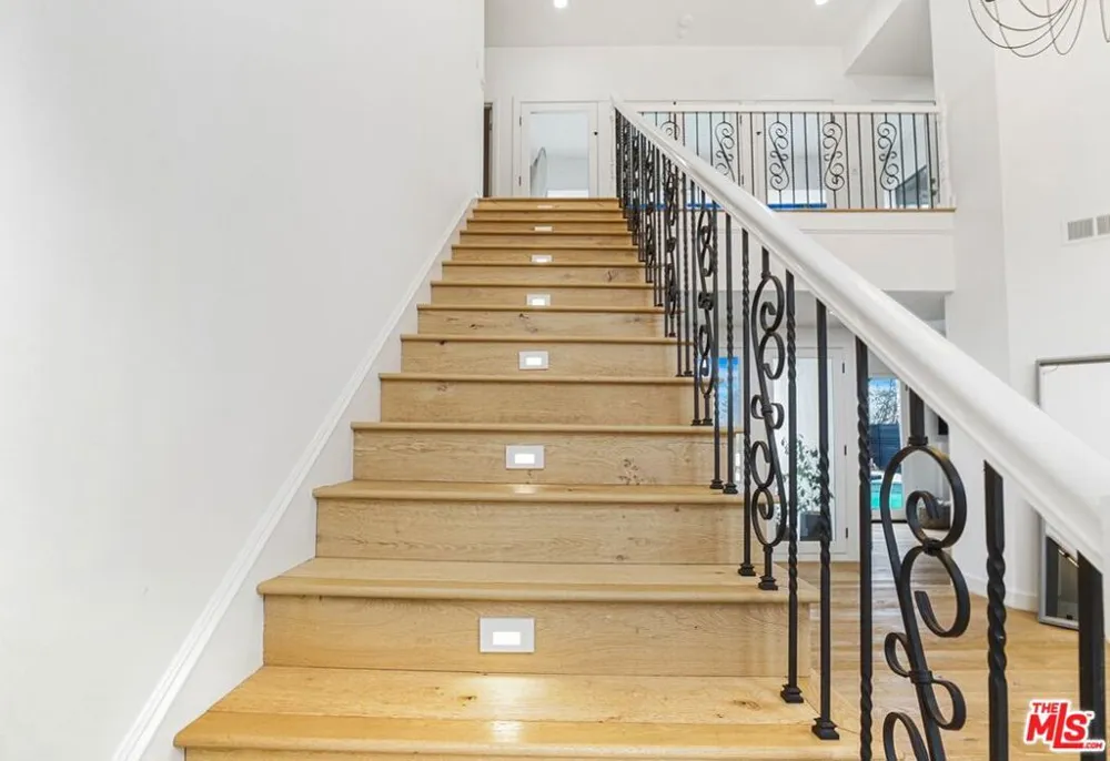 3485 Ridgeford Drive Westlake Village, CA 91361