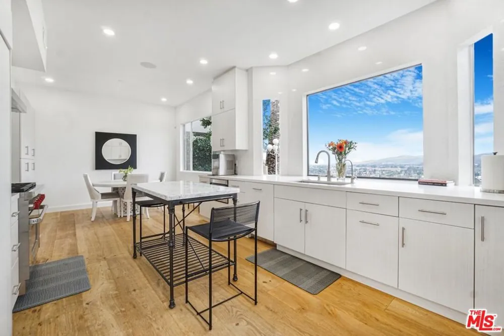 3485 Ridgeford Drive Westlake Village, CA 91361
