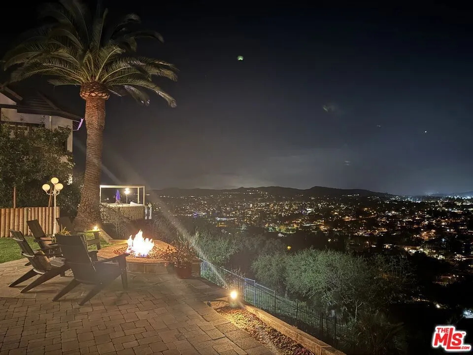 3485 Ridgeford Drive Westlake Village, CA 91361