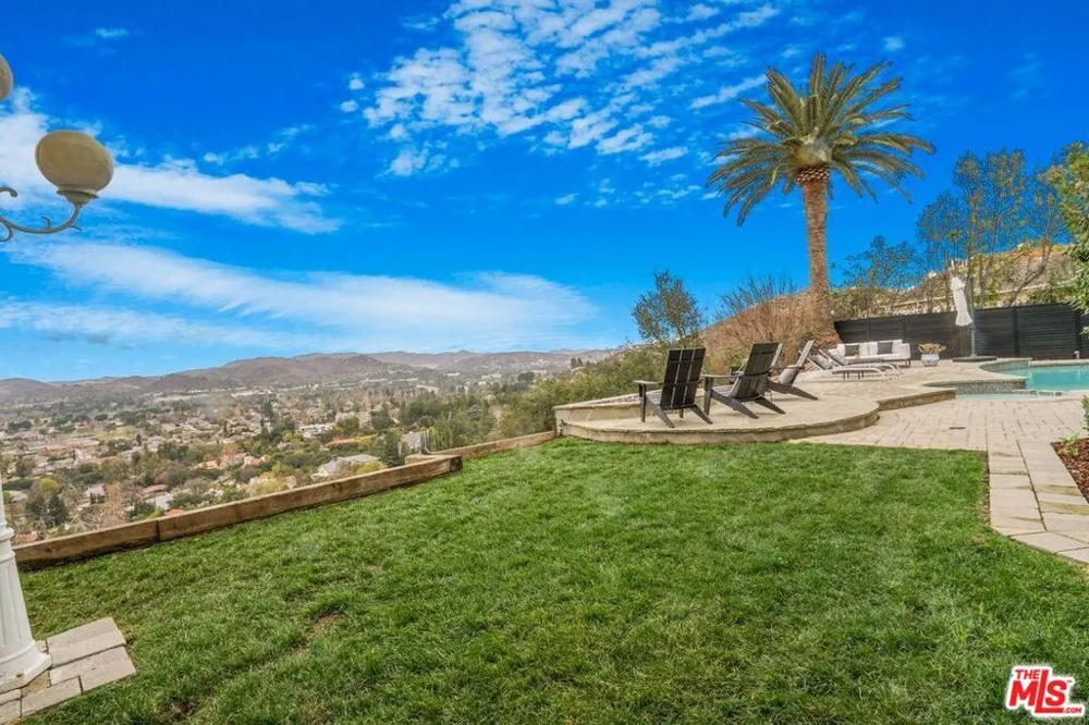 3485 Ridgeford Drive Westlake Village, CA 91361