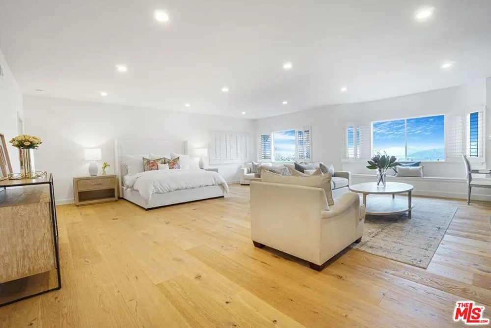 3485 Ridgeford Drive Westlake Village, CA 91361
