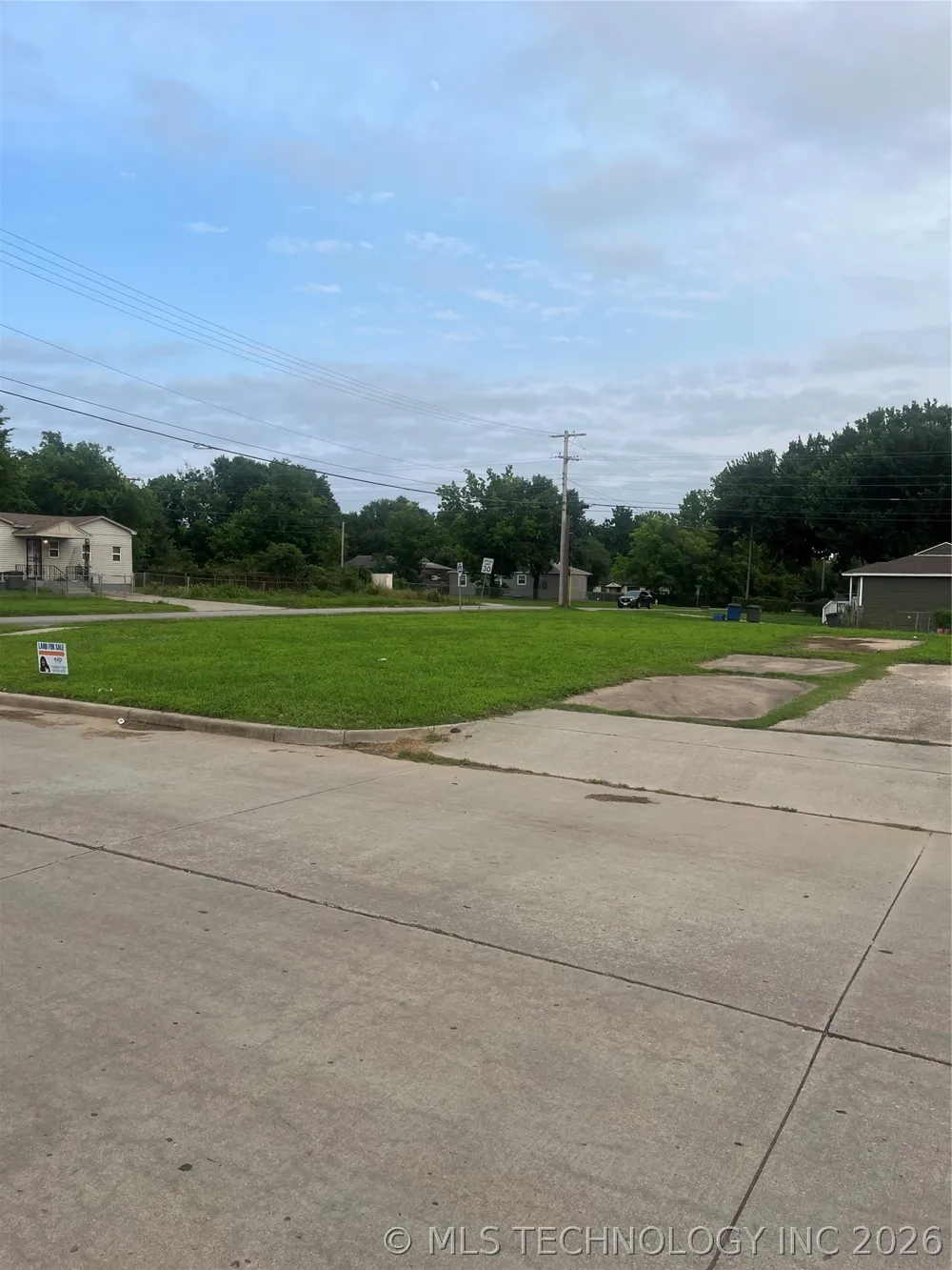 E 51st Place Tulsa, OK 74126