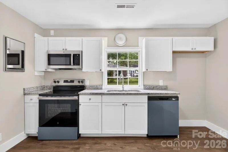 603 Thomas Street Reidsville, NC 27320