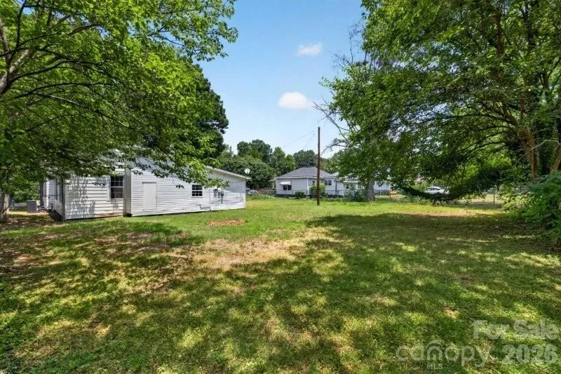 603 Thomas Street Reidsville, NC 27320