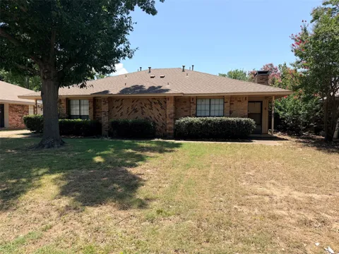 1014 Bluebird Drive