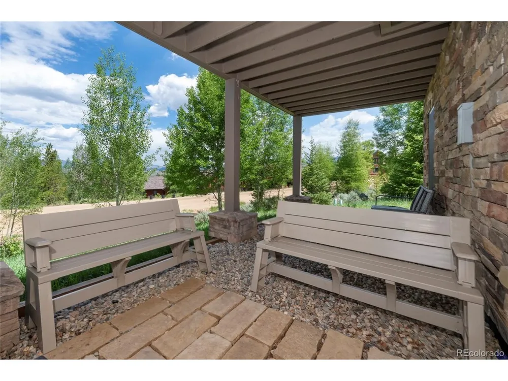 20 Honeysuckle Court Granby, CO 80446