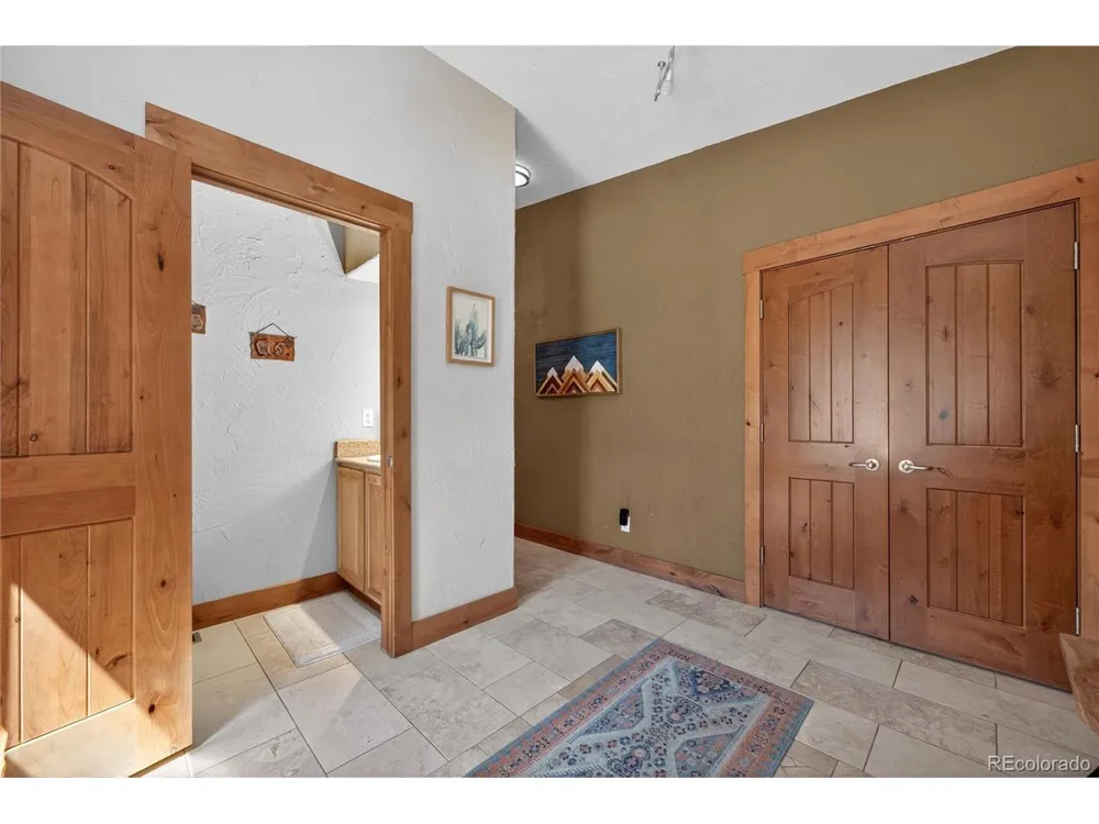 20 Honeysuckle Court Granby, CO 80446