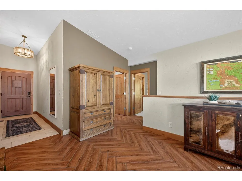 20 Honeysuckle Court Granby, CO 80446