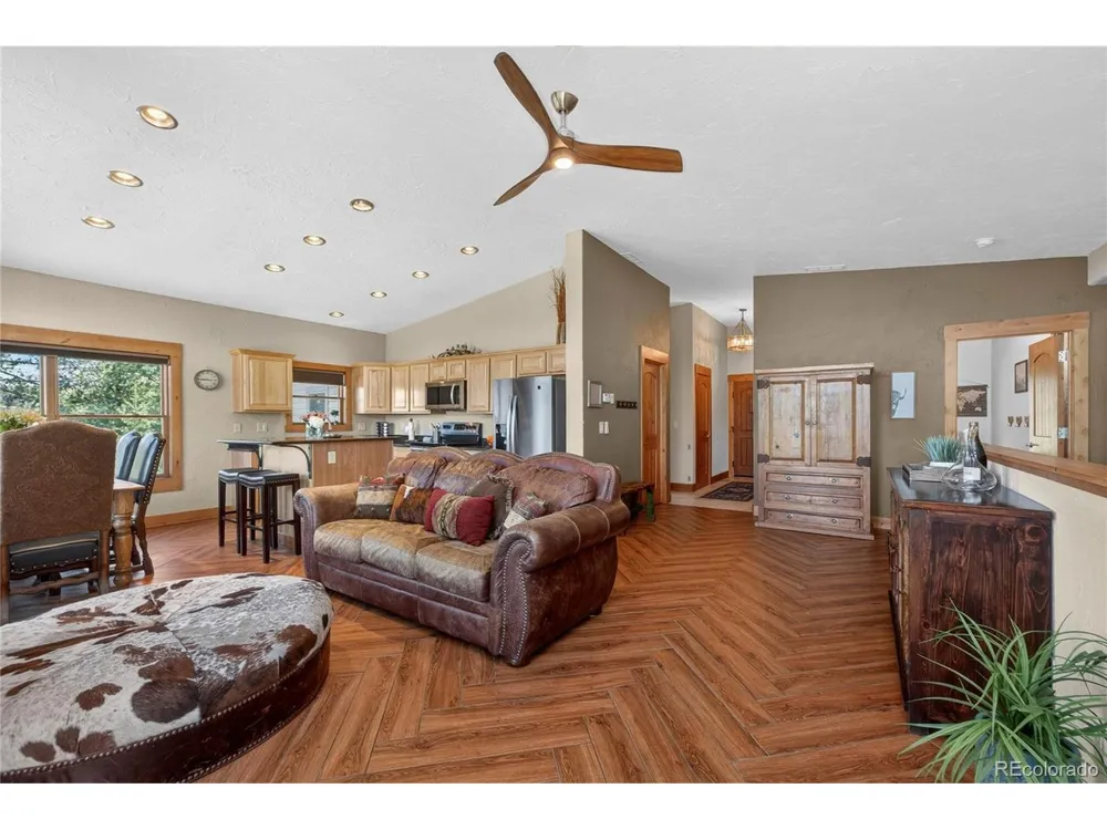 20 Honeysuckle Court Granby, CO 80446