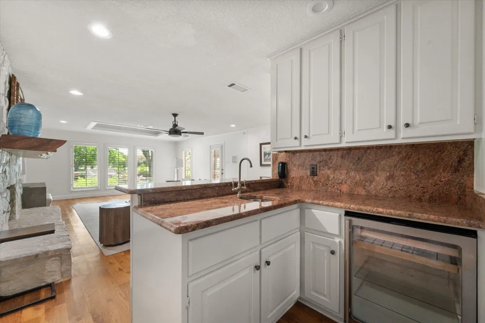 8111 Russell Curry Road Arlington, TX 76001