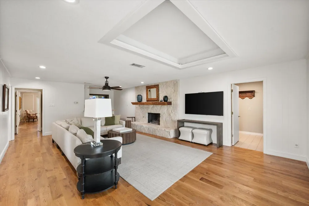 8111 Russell Curry Road Arlington, TX 76001