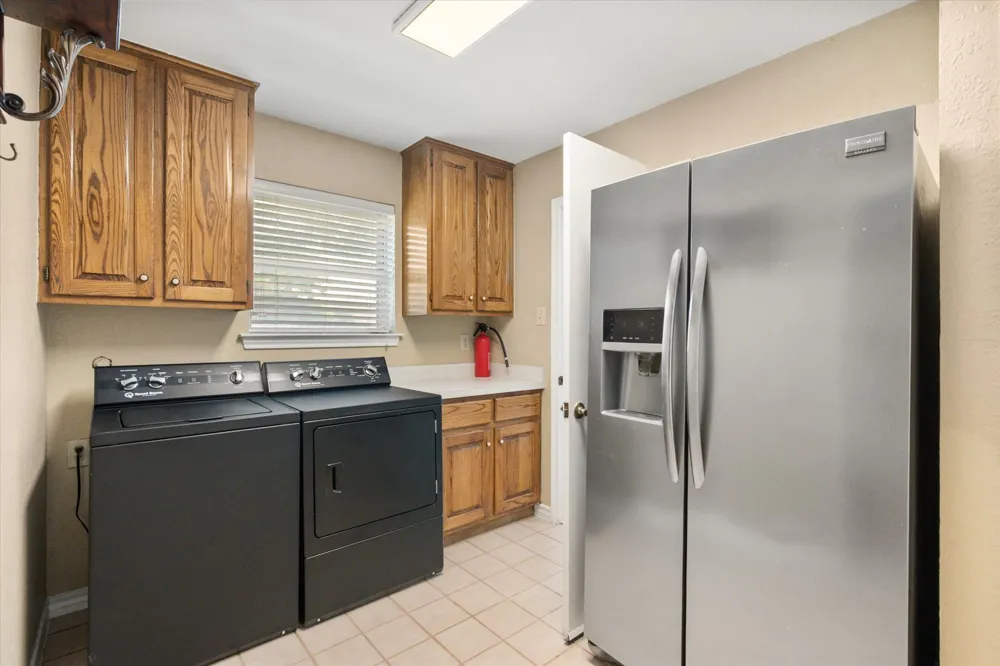 8111 Russell Curry Road Arlington, TX 76001