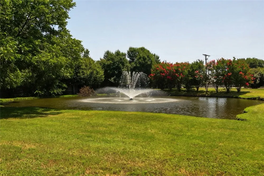 8111 Russell Curry Road Arlington, TX 76001