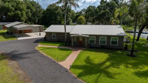 210 WESTLAKE DRIVE