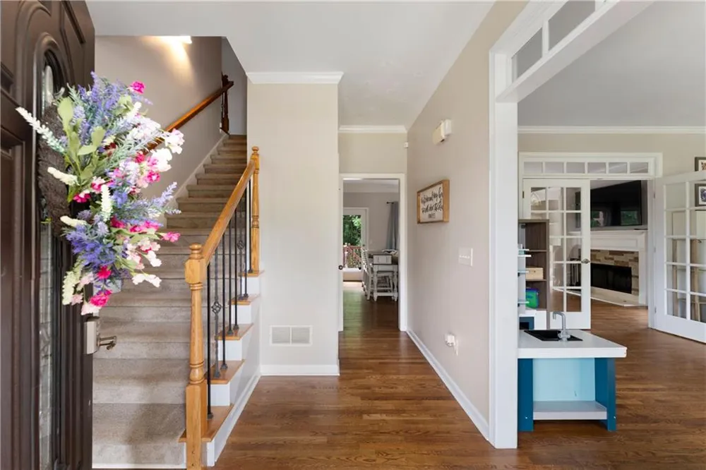 17 Lowry Way Euharlee, GA 30145