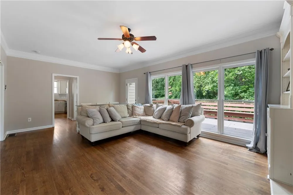 17 Lowry Way Euharlee, GA 30145