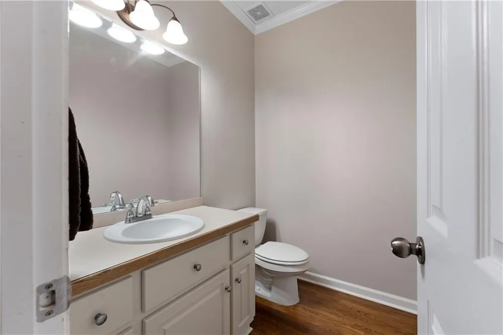 17 Lowry Way Euharlee, GA 30145
