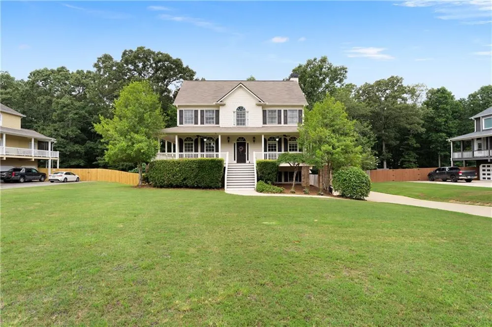 17 Lowry Way Euharlee, GA 30145