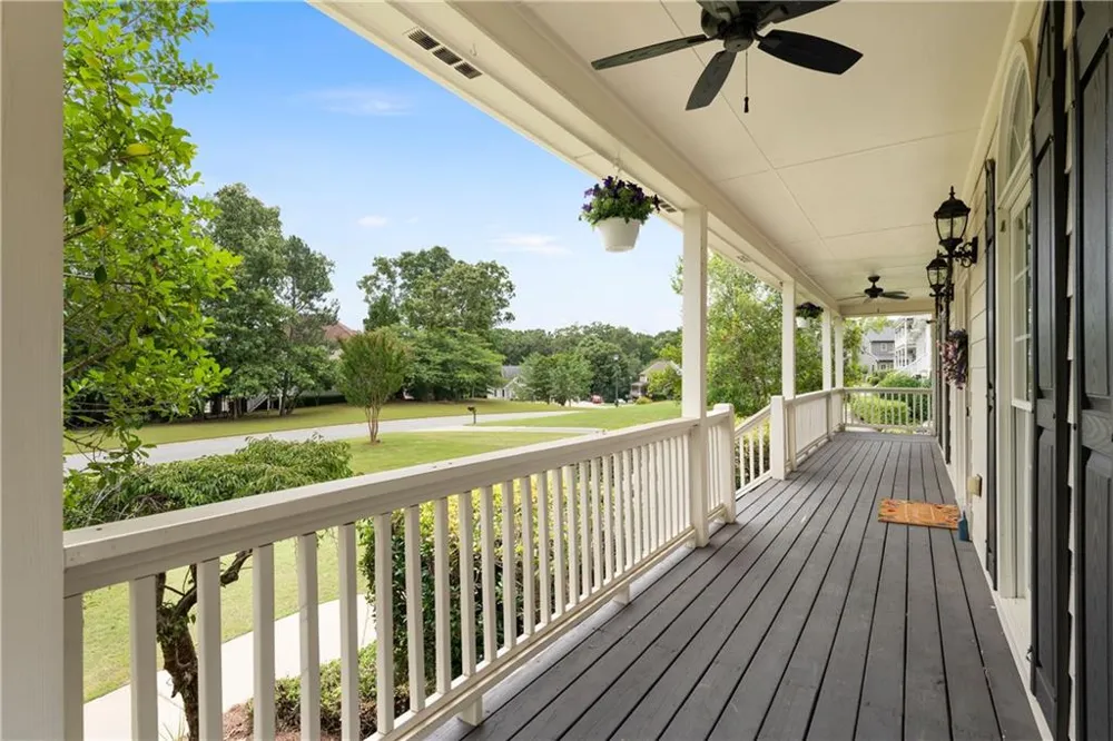 17 Lowry Way Euharlee, GA 30145