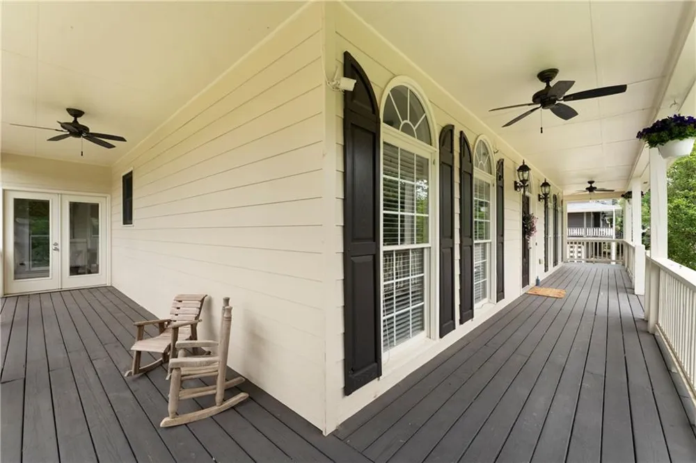 17 Lowry Way Euharlee, GA 30145