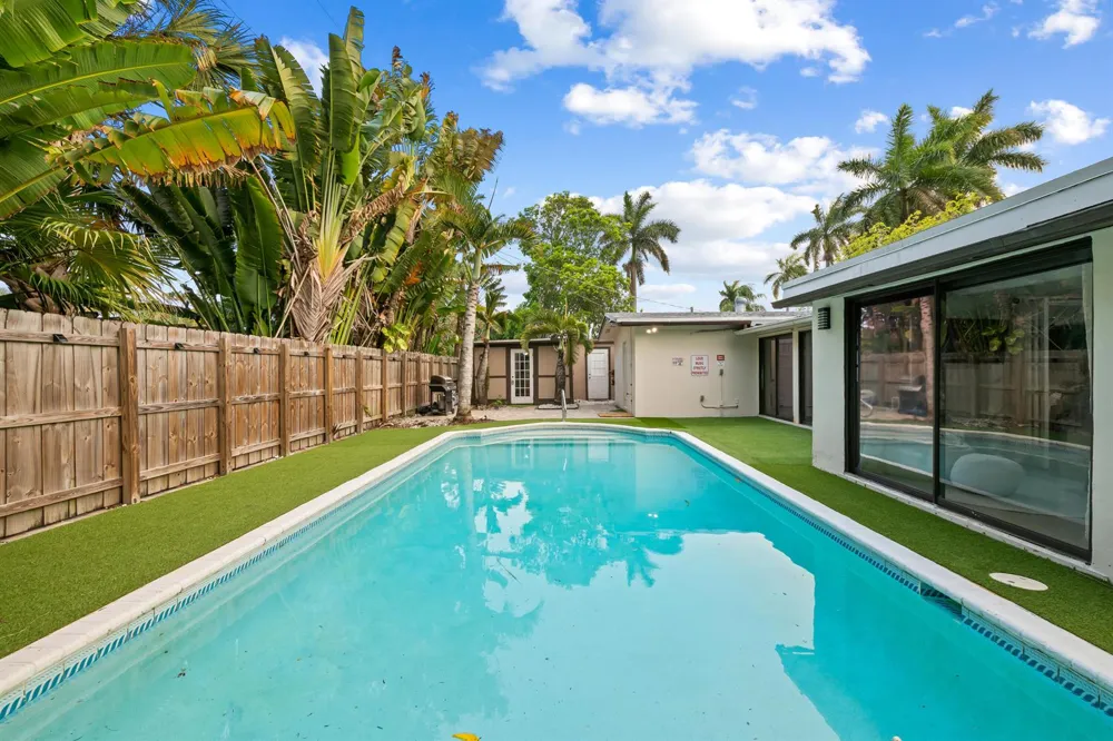3024 NE 2nd Terrace Wilton Manors, FL 33334