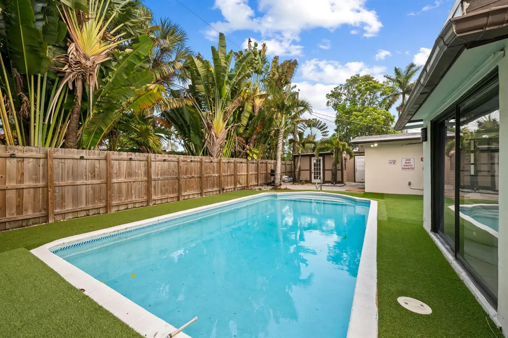 3024 NE 2nd Terrace Wilton Manors, FL 33334