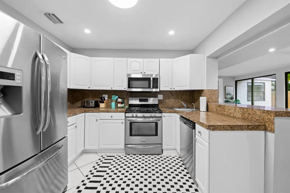 3024 NE 2nd Terrace Wilton Manors, FL 33334