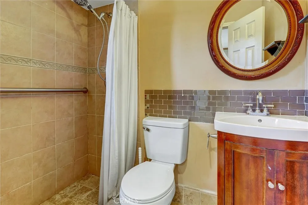 20355 Mobile Winnetka, CA 91306