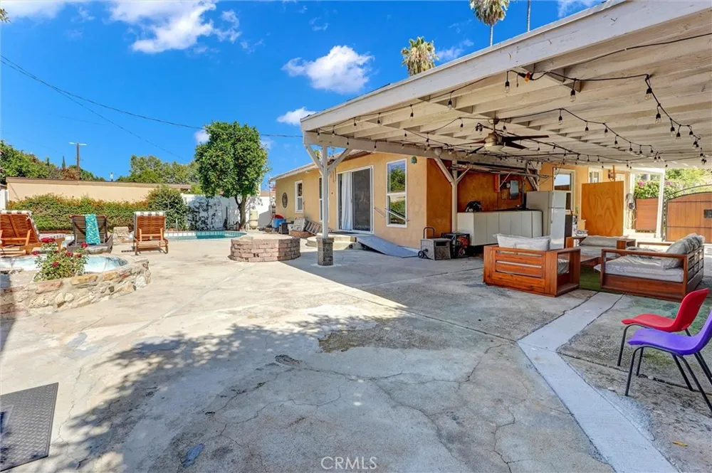 20355 Mobile Winnetka, CA 91306