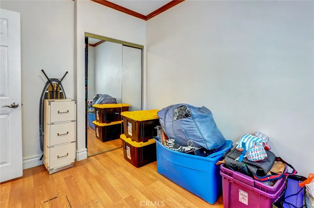 20355 Mobile Winnetka, CA 91306