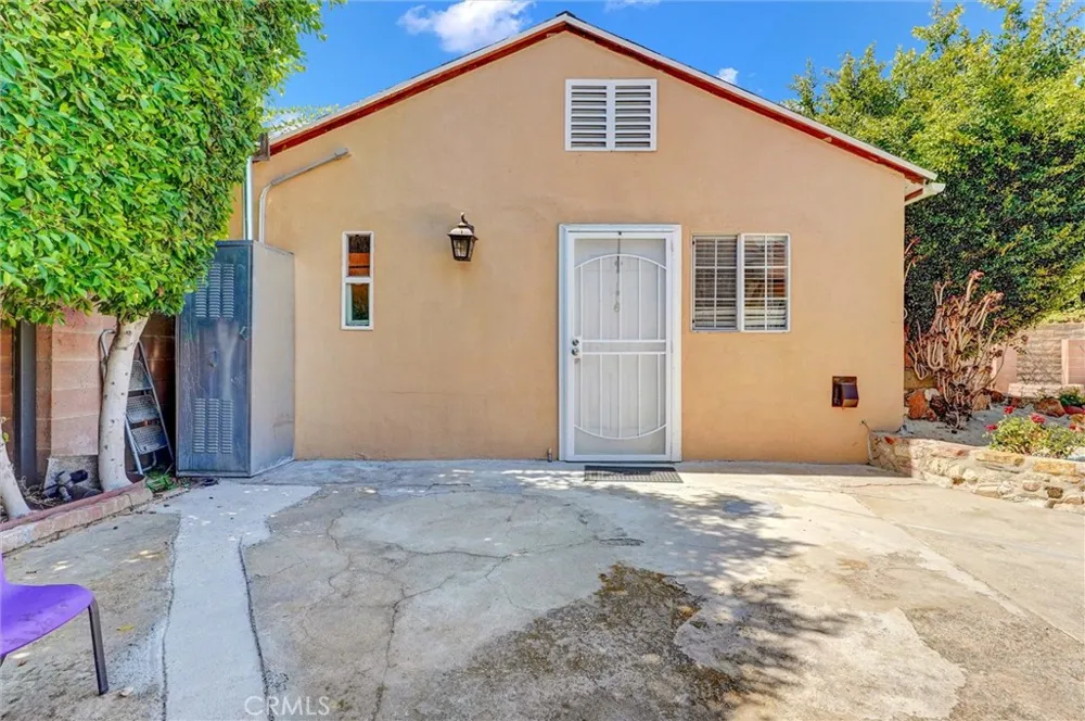 20355 Mobile Winnetka, CA 91306