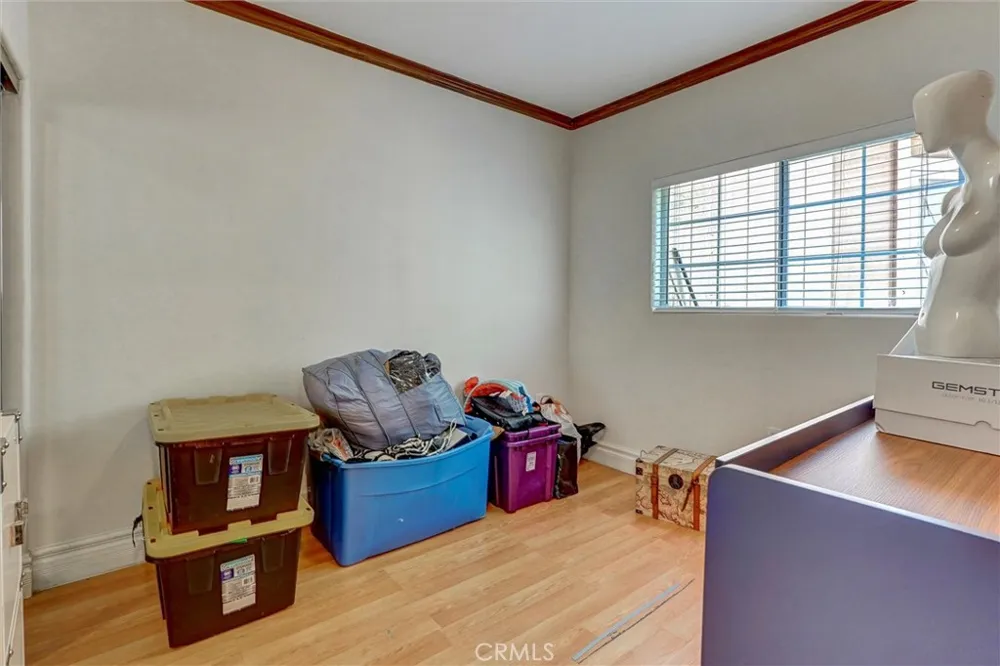 20355 Mobile Winnetka, CA 91306