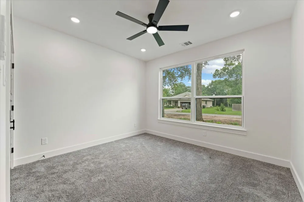 25301 Killarney Street Hempstead, TX 77445