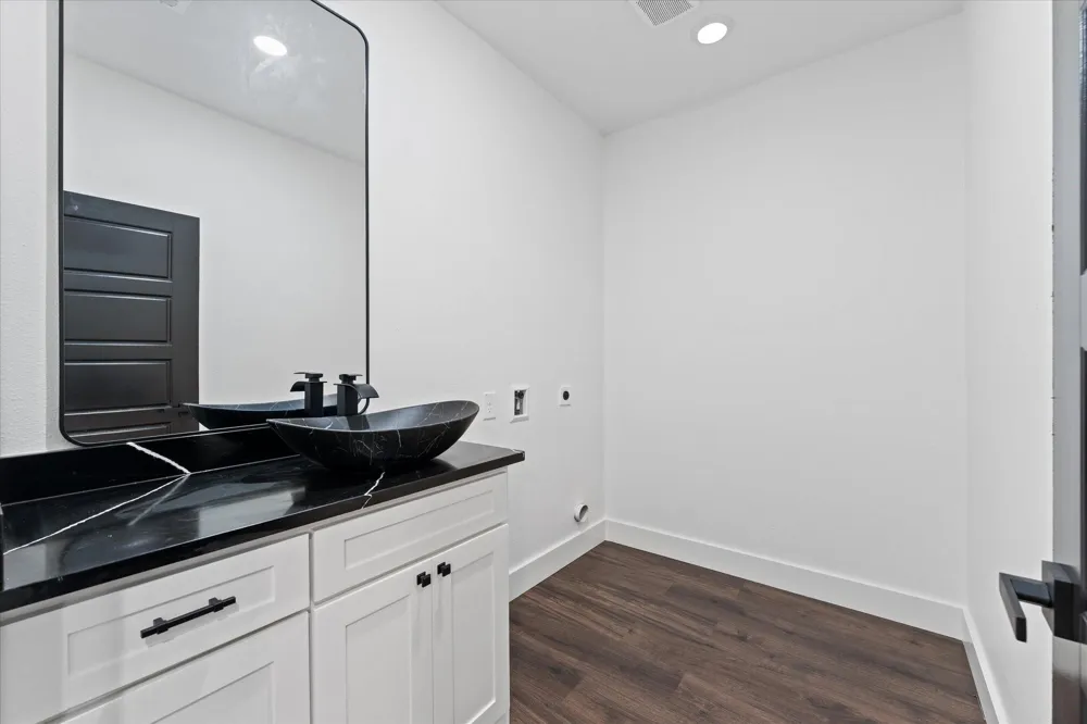 25301 Killarney Street Hempstead, TX 77445