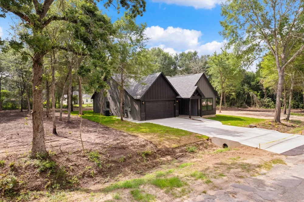 25301 Killarney Street Hempstead, TX 77445