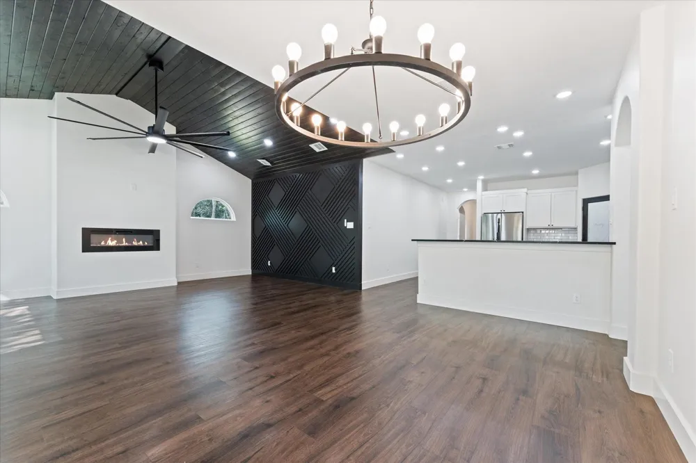 25301 Killarney Street Hempstead, TX 77445