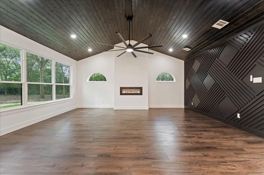 25301 Killarney Street Hempstead, TX 77445
