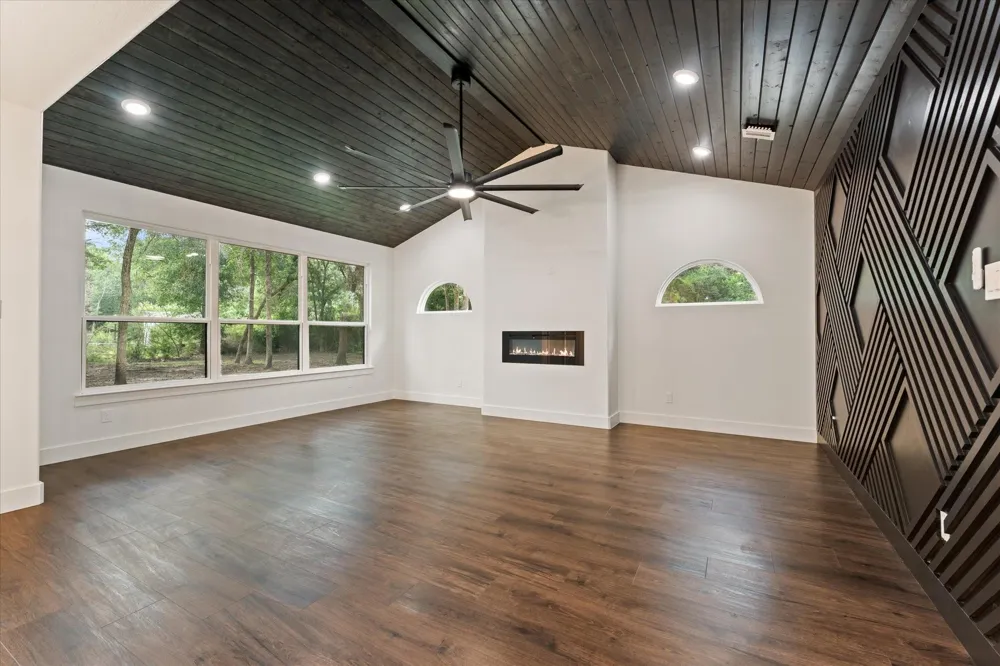 25301 Killarney Street Hempstead, TX 77445