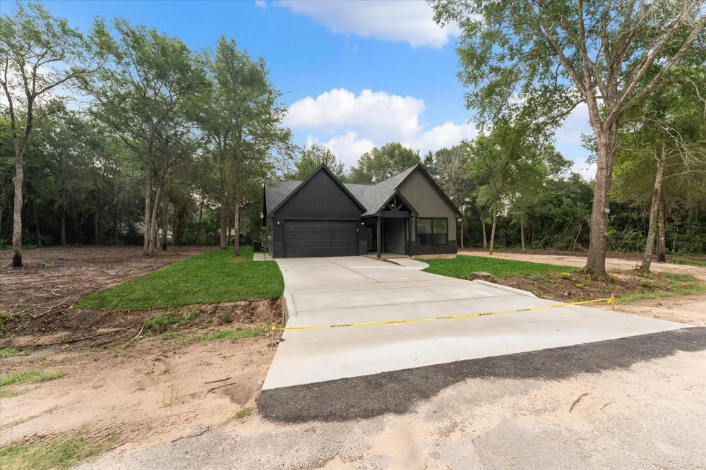 25301 Killarney Street Hempstead, TX 77445