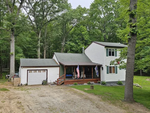 1695 Simonelli Road