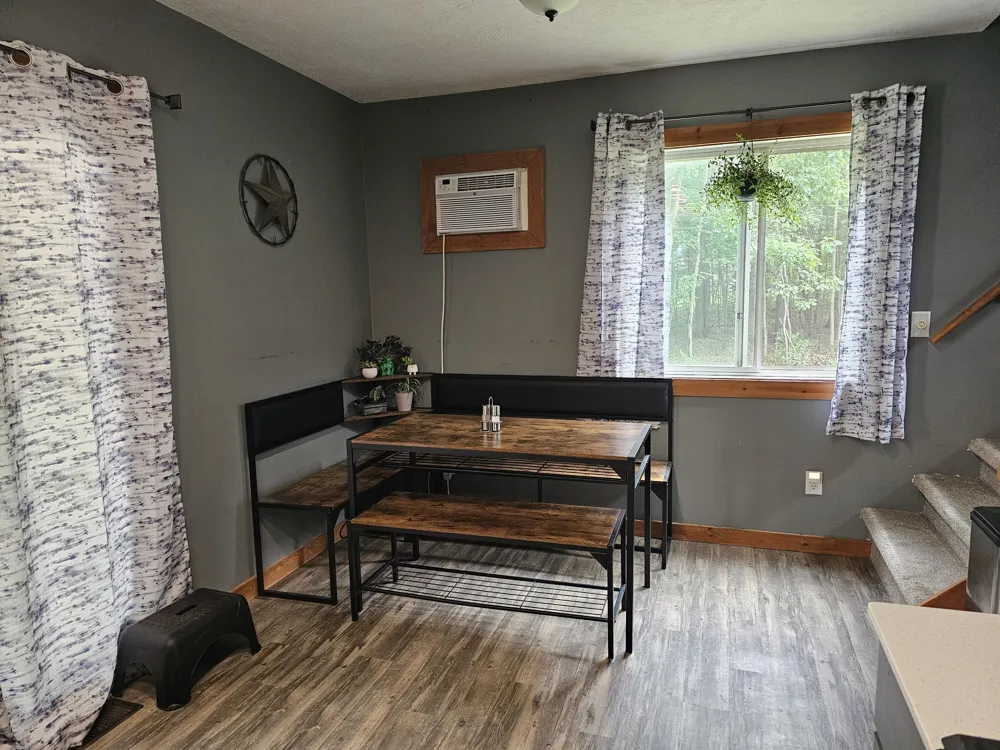 1695 Simonelli Road Laketon Township, MI 49445