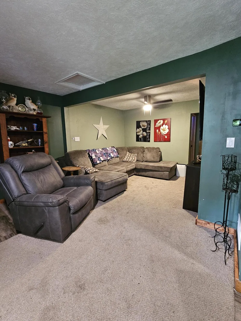 1695 Simonelli Road Laketon Township, MI 49445