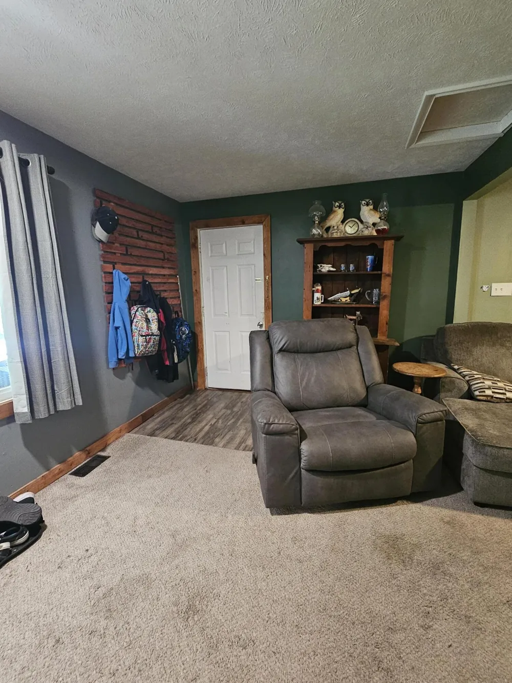 1695 Simonelli Road Laketon Township, MI 49445