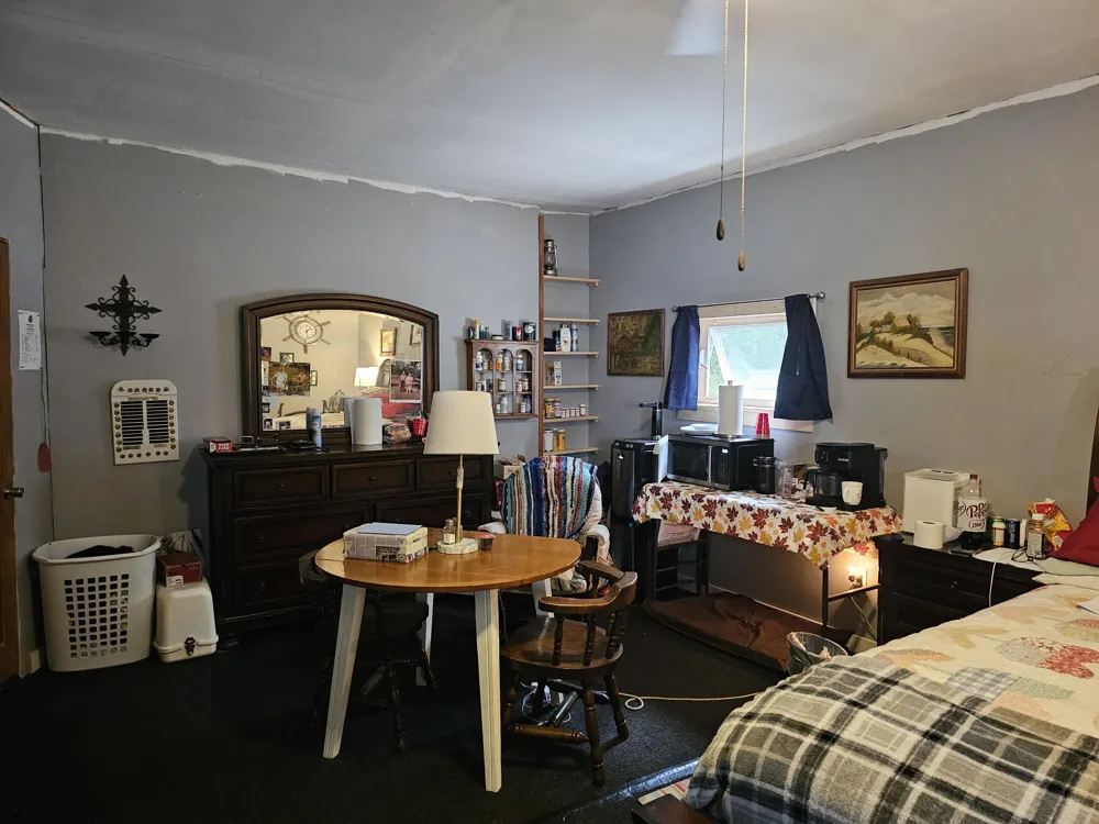 1695 Simonelli Road Laketon Township, MI 49445
