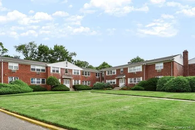 233 Middletown Road #D Pearl River, NY 10965